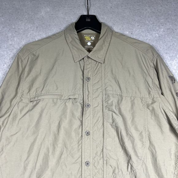 Mountain Hardwear Shirt Men’s Medium Button Up Roll Tab Sleeve Hiking Fishing - Picture 2 of 9
